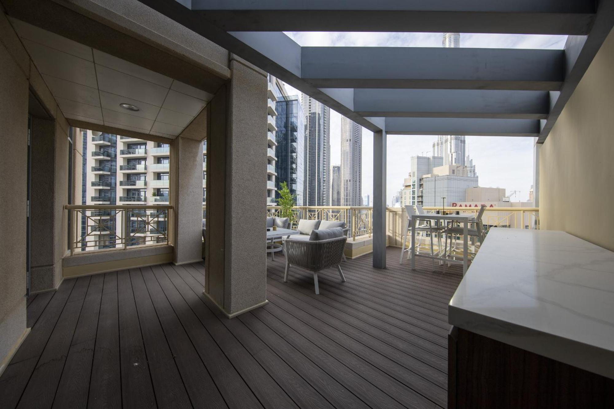 The Signature Burj Khalifa View With Terrace Апартаменты Дубай